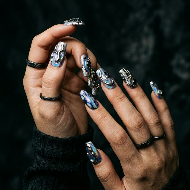 Avant-garde creative nail design